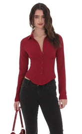 Button-Up Shirt in Red